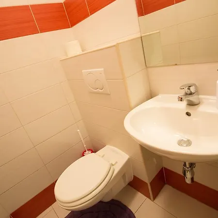 Apartman Ivana דירה