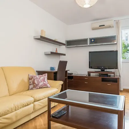 Apartment Apartman Ivana *